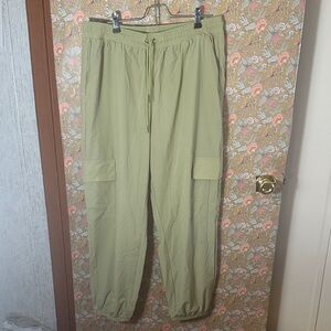 HALARA Olive Green Cargo Joggers